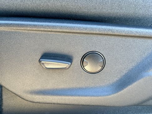 Used 2025 Ford F250 XLT w/ FX4 Off-Road Package image 12