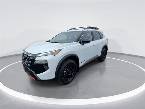 New 2026 Nissan Rogue SV image 4