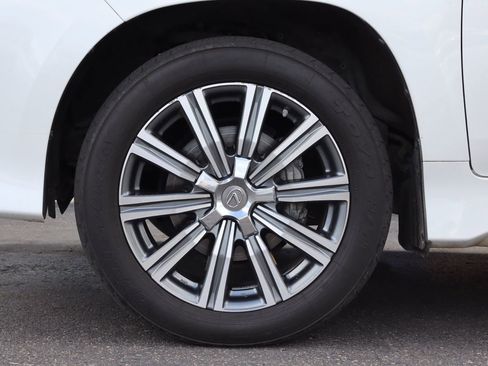 Used 2016 Lexus LX 570 4WD image 35