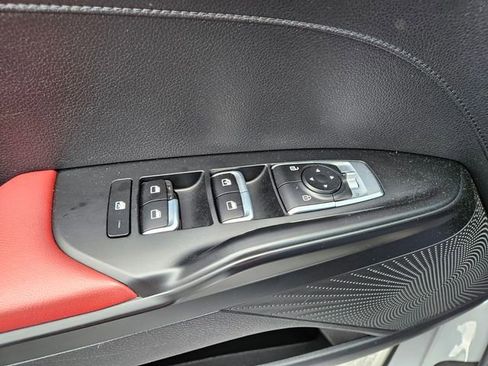 Used 2023 Kia K5 GT-Line image 31