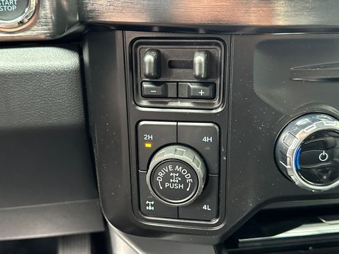 New 2026 Ford F250 Lariat w/ Tremor Off-Road Package AWD/4WD image 25