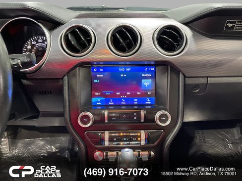 Used 2020 Ford Mustang Convertible w/ Equipment Group 101A RWD image 29