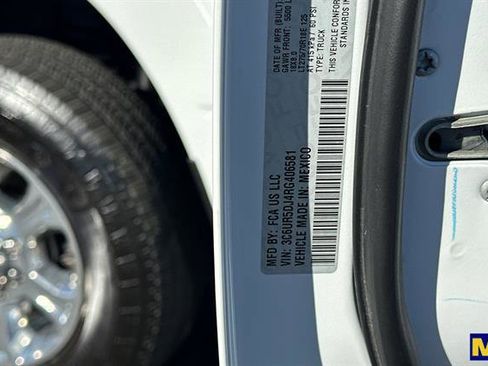 Used 2024 RAM 2500 Big Horn w/ Bed Utility Group image 1