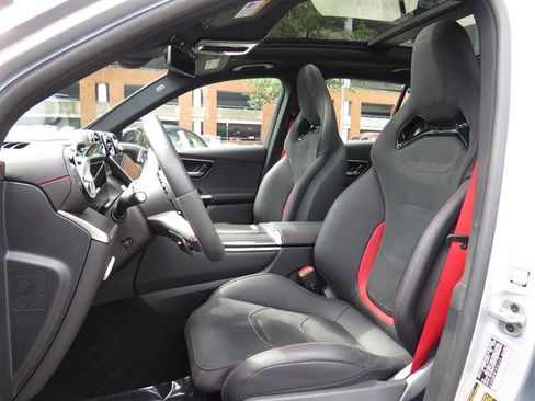 Used 2025 Mercedes-Benz GLC 43 AMG 4MATIC image 20