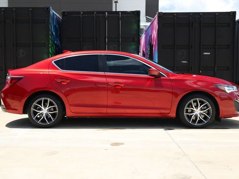 Used 2021 Acura ILX w/ Premium Package FWD image 17
