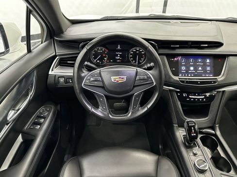 Used 2021 Cadillac XT5 Luxury FWD image 24
