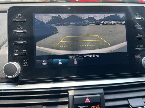 Used 2021 Honda Accord Sport image 16