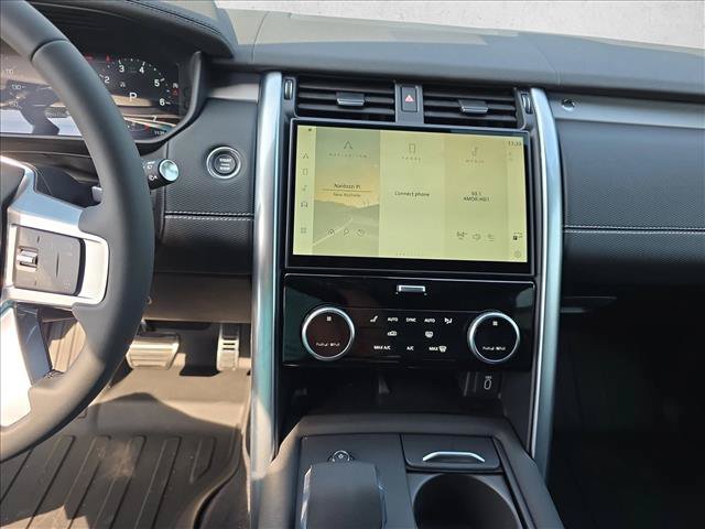 New 2026 Land Rover Discovery Limited Edition AWD/4WD image 23