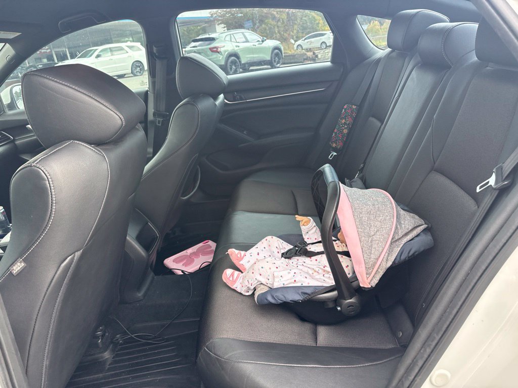 Used 2019 Honda Accord Sport image 7