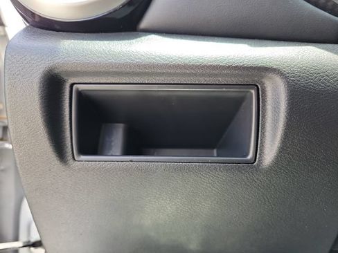 Used 2024 Nissan Versa SR FWD image 24