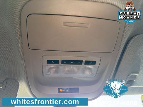 Used 2015 GMC Canyon SLE image 19