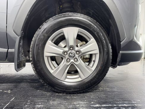 Used 2023 Toyota RAV4 XLE w/ Convenience Package image 9