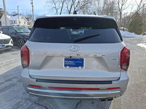 Used 2024 Hyundai Palisade Calligraphy image 23
