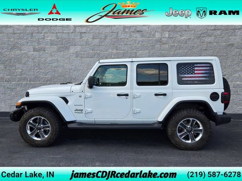 Used 2021 Jeep Wrangler Unlimited Sahara AWD/4WD image 2