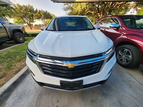 Used 2024 Chevrolet Equinox LT FWD image 2