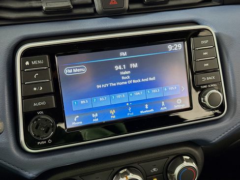 Used 2025 Nissan Versa SV w/ Trunk Package image 14