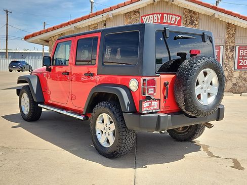 Used 2013 Jeep Wrangler Unlimited Sport image 3