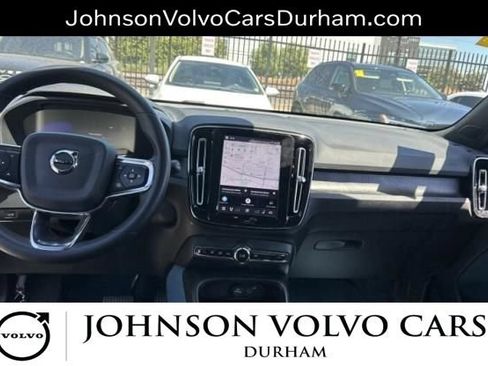 Used 2023 Volvo XC40 Recharge Ultimate w/ Protection Package Premier AWD/4WD image 6