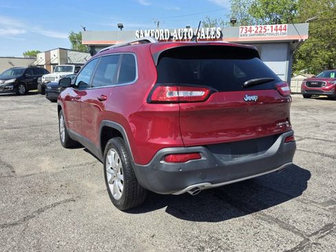 Used 2014 Jeep Cherokee Limited w/ Technology Group FWD image 12
