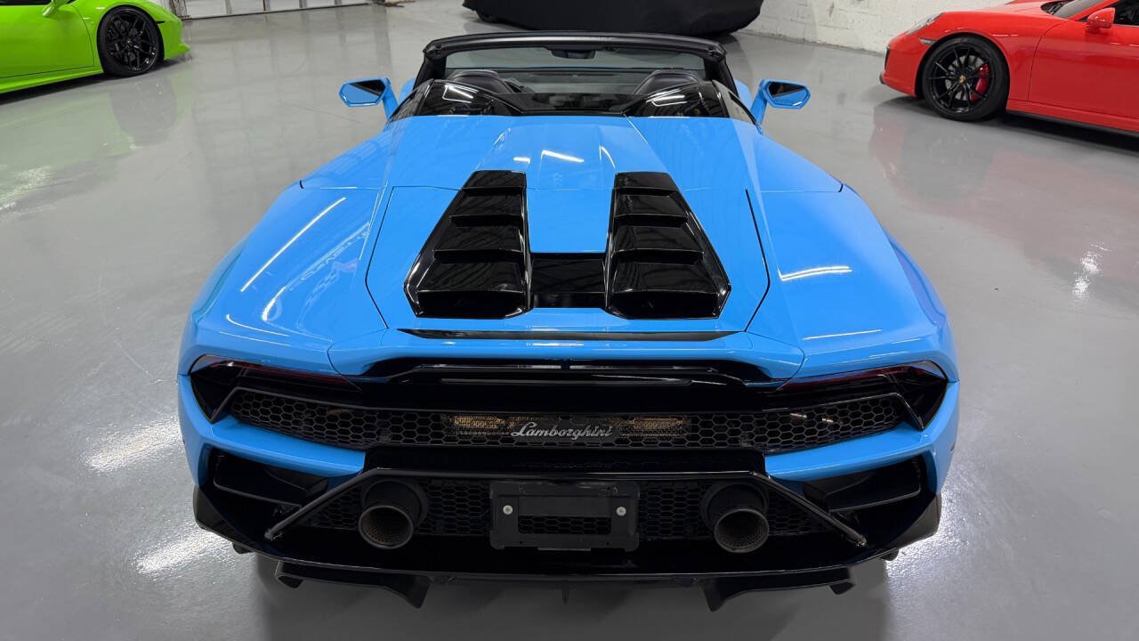 Used 2020 Lamborghini Huracan EVO RWD image 19