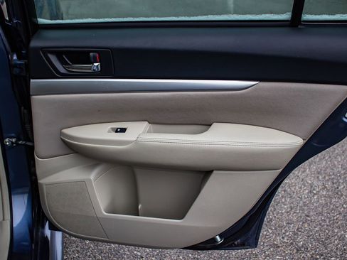 Used 2014 Subaru Legacy 2.5i image 18