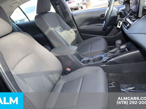 Used 2025 Toyota Corolla LE image 25