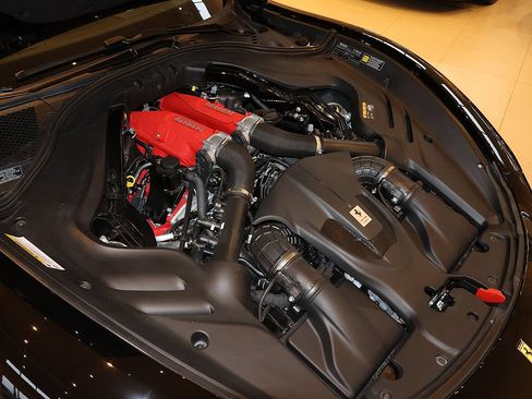 Certified 2025 Ferrari Roma Spider RWD image 97