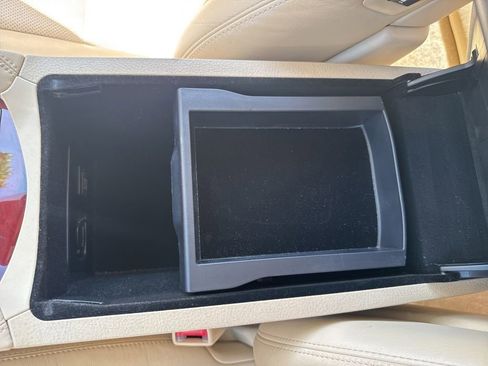 Used 2011 Lexus LS 460 w/ Luxury Value Edition RWD image 26