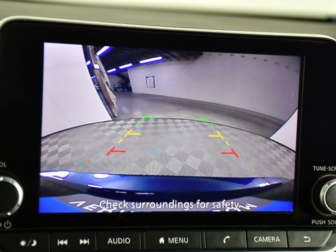 Used 2025 Nissan Rogue SV AWD/4WD image 27