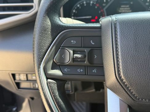 Used 2026 Toyota Tundra SR5 w/ SR5 Convenience Package AWD/4WD image 17