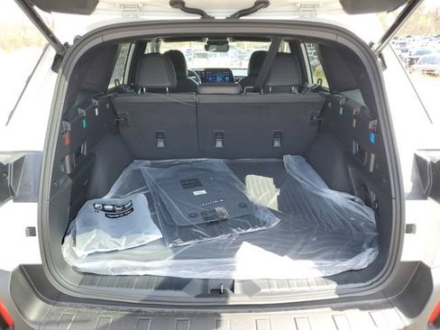 New 2026 Subaru Outback Limited AWD/4WD image 7