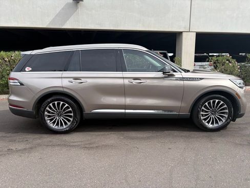 Used 2021 Lincoln Aviator Reserve w/ Equipment Group 201A image 3