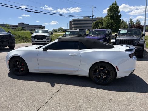Used 2024 Chevrolet Camaro LT w/ RS Package RWD image 9