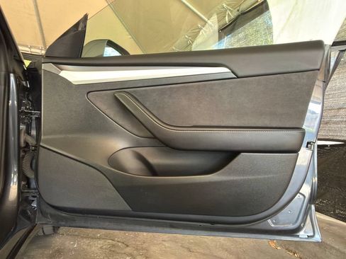 Used 2023 Tesla Model 3 Standard Range RWD image 28