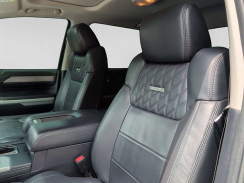 Used 2018 Toyota Tundra Platinum AWD/4WD image 17