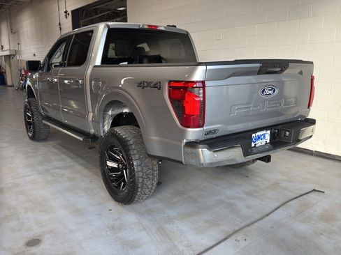 Used 2024 Ford F150 XLT image 3