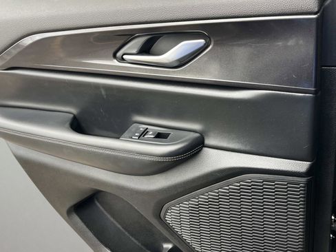 Used 2023 Jeep Grand Cherokee Altitude image 18