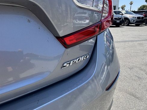 Used 2022 Honda Accord Sport image 7
