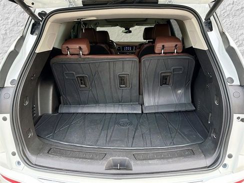 Used 2020 Buick Enclave Avenir w/ Avenir Technology Package image 12