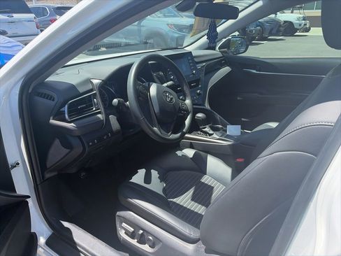 Used 2024 Toyota Camry SE FWD image 6