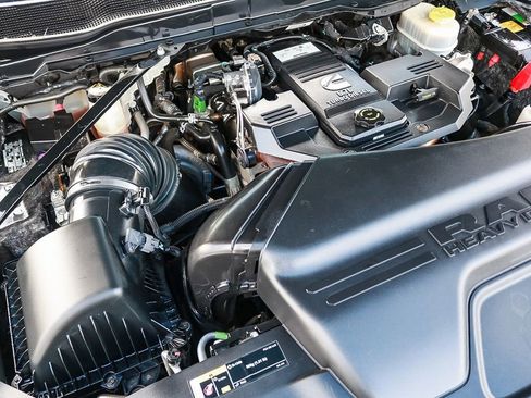 Used 2020 RAM 2500 Laramie image 28