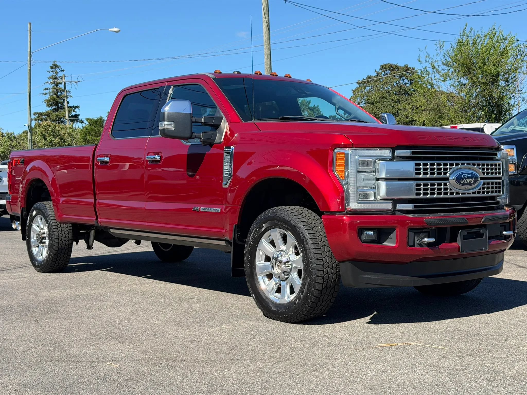 Used 2017 Ford F350 Platinum w/ Platinum Ultimate Package AWD/4WD image 3