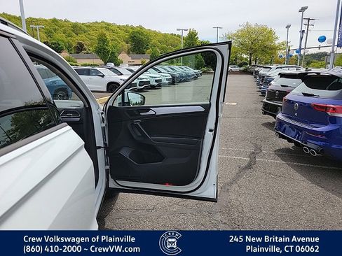 Certified 2024 Volkswagen Tiguan S AWD/4WD image 38