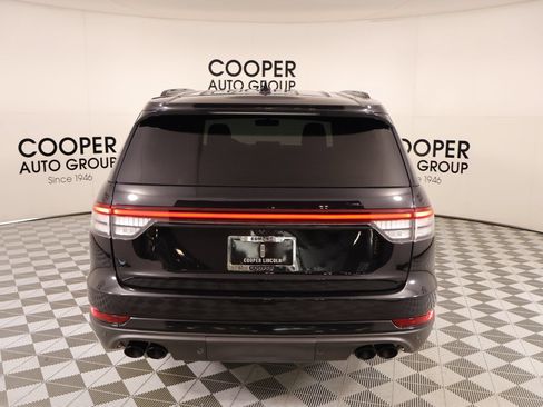 Used 2023 Lincoln Aviator AWD w/ Premium Package image 24