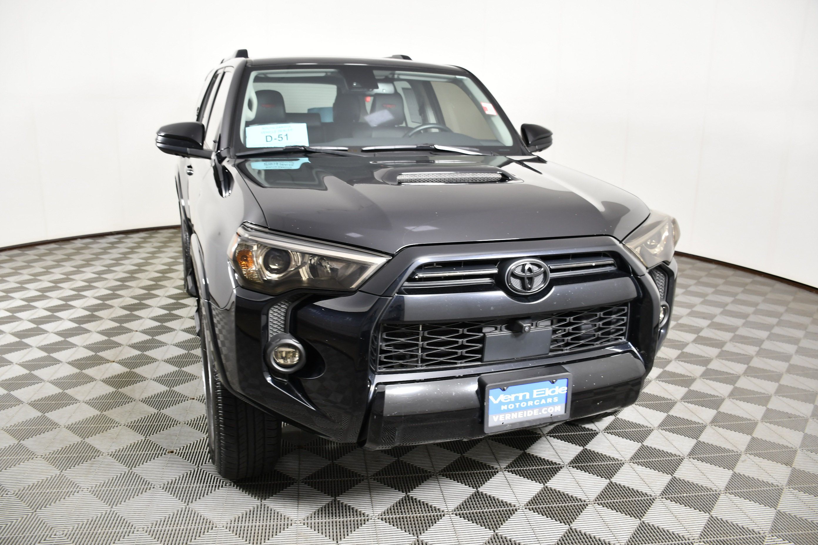 Used 2024 Toyota 4Runner TRD Off-Road Premium w/ Off Road Premium Plus Package AWD/4WD image 3