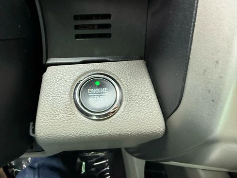 Used 2015 Ford F150 Lariat image 22