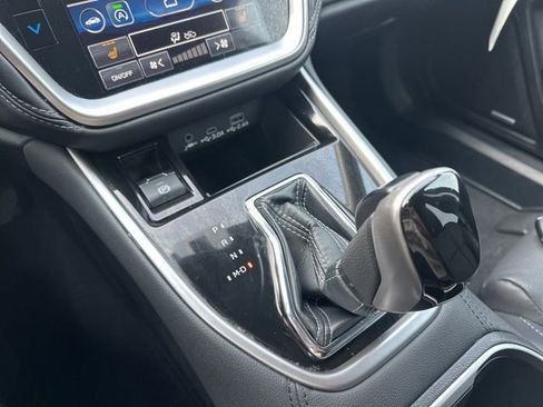 Used 2024 Subaru Outback Limited image 31