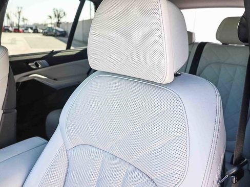 Used 2023 BMW X5 xDrive45e w/ Executive Package image 27