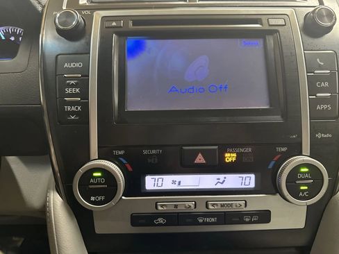 Used 2012 Toyota Camry XLE image 21