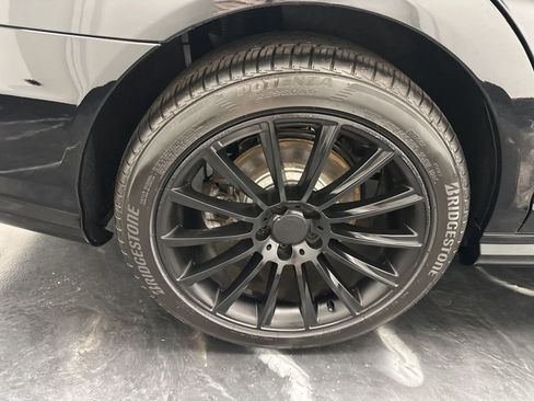 Used 2013 Mercedes-Benz S 550 4MATIC image 33